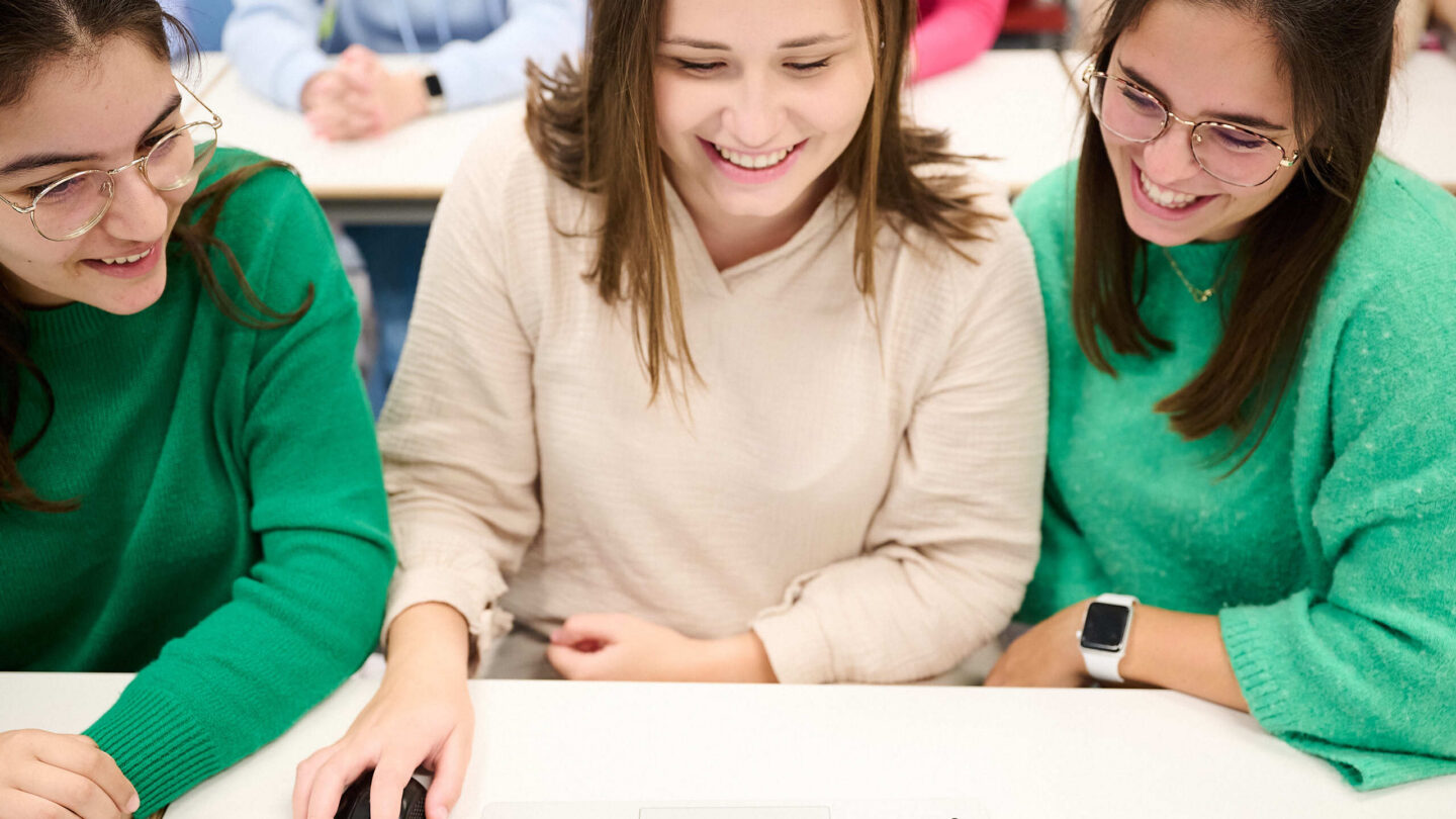 2023 VIVES Lo Res00083